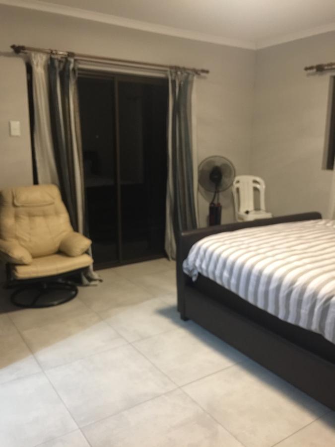Coco Palm Bed&Breakfast Windhoek Extérieur photo