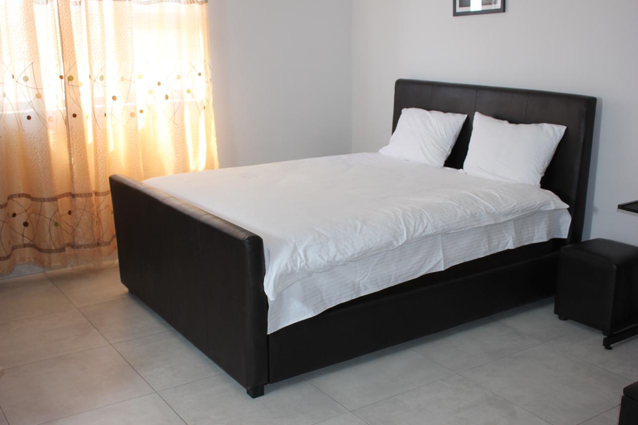 Coco Palm Bed&Breakfast Windhoek Extérieur photo