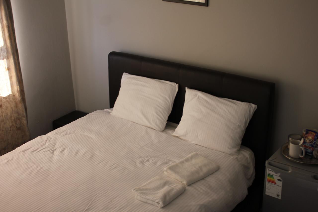 Coco Palm Bed&Breakfast Windhoek Extérieur photo